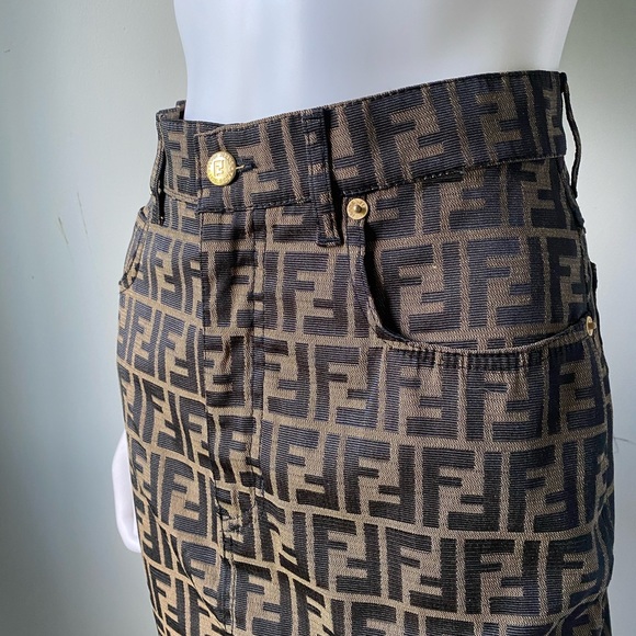 SOLD🤠Vintage Fendi Zucca high waist skirt - Picture 3 of 6